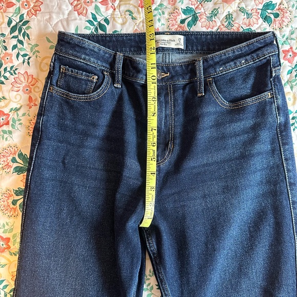 Abercrombie & Fitch Vintage Flare High Rise Size 8R - Picture 4 of 5